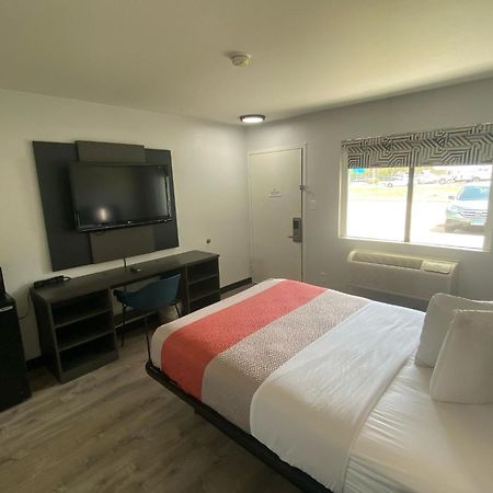 Motel 6-Windsor Locks, CT - Hartford Exteriör bild