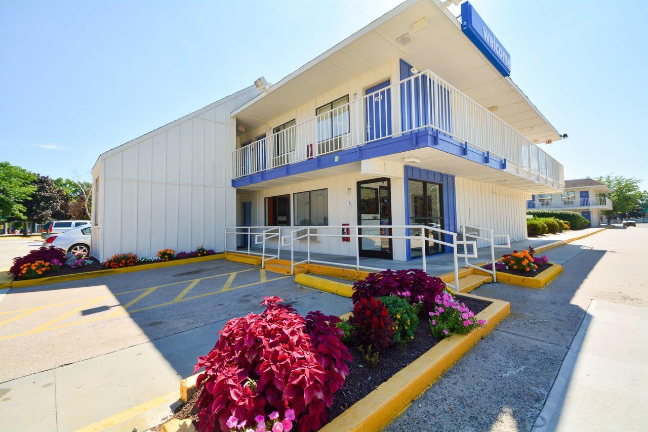 Motel 6-Windsor Locks, CT - Hartford Exteriör bild