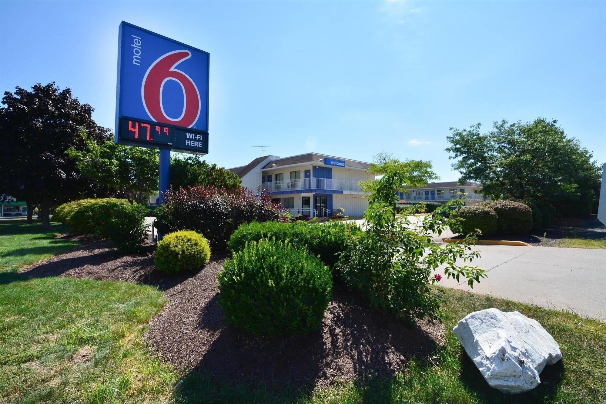 Motel 6-Windsor Locks, CT - Hartford Exteriör bild
