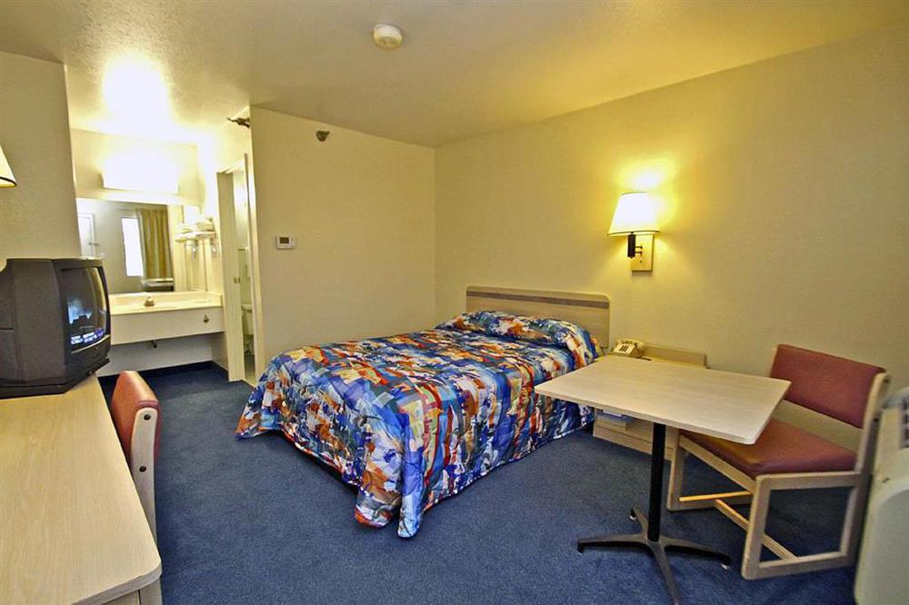 Motel 6-Windsor Locks, CT - Hartford Rum bild