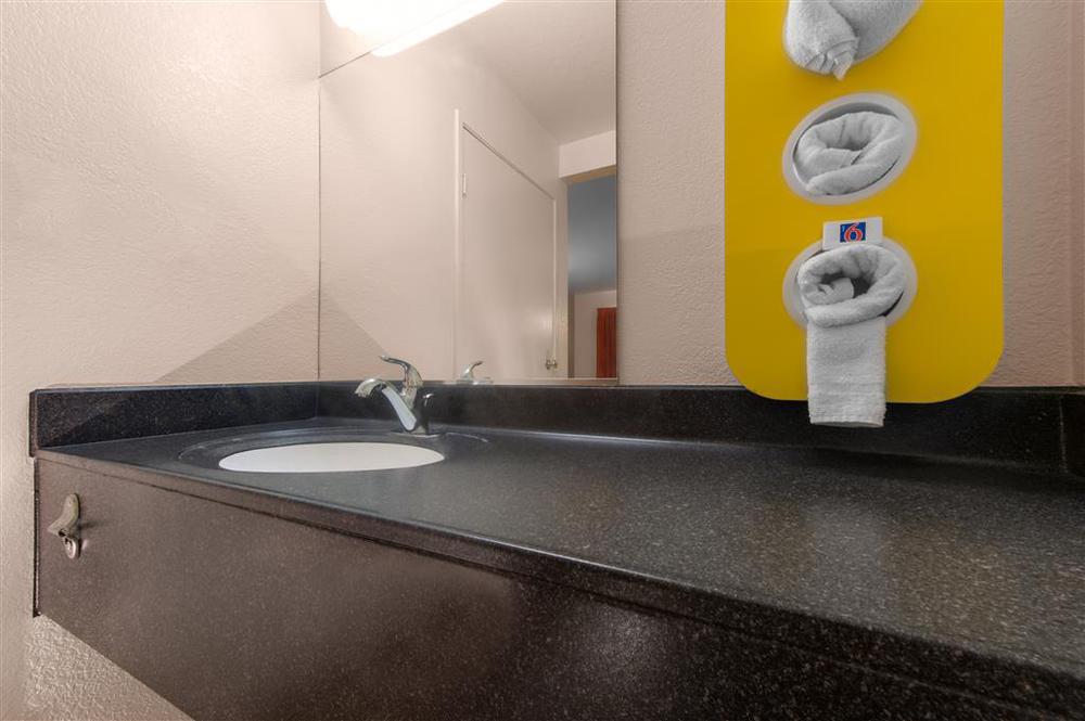 Motel 6-Windsor Locks, CT - Hartford Rum bild